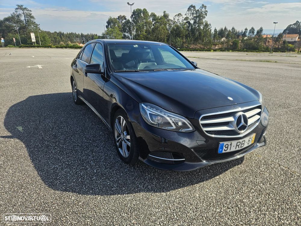 Mercedes-Benz E 220 CDI DPF BlueEFFICIENCY 7G-TRONIC Avantgarde - 2