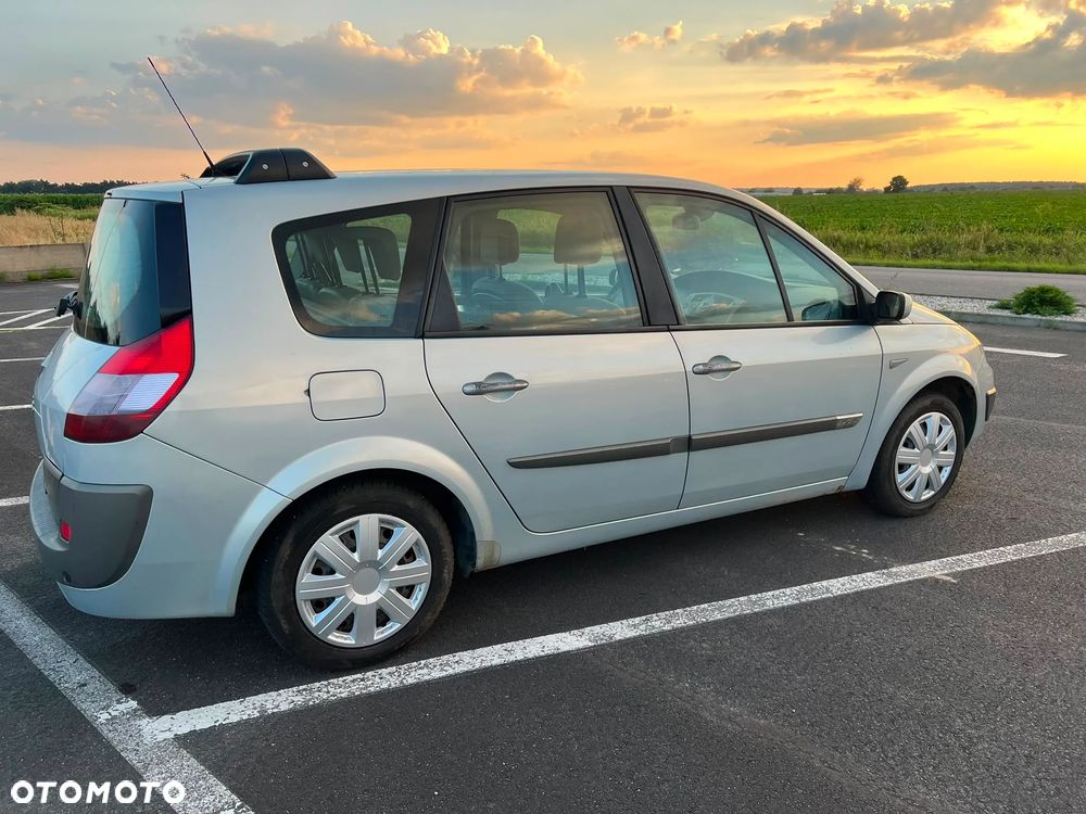 Renault Scenic 1.9 dCi Avantage - 14