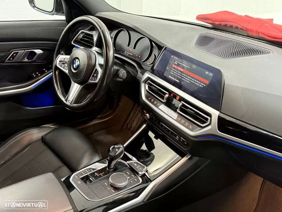 BMW 320 d Touring Pack Desportivo M Pro Auto - 15