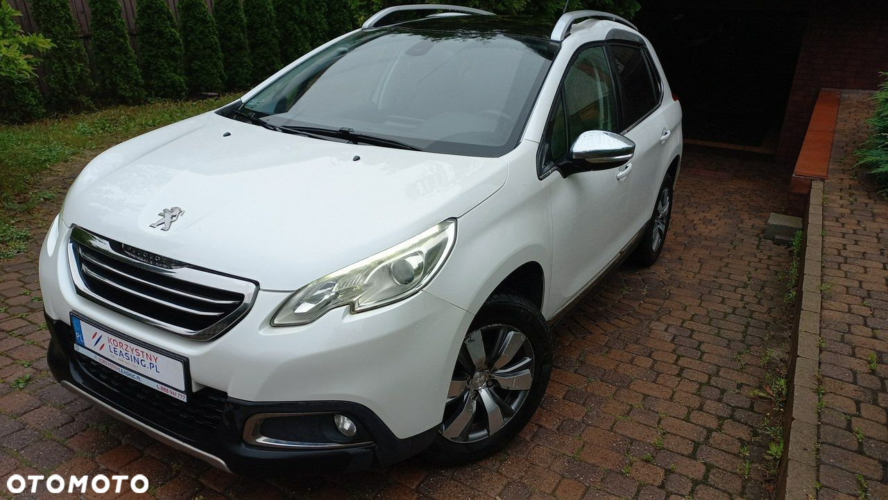 Peugeot 2008 1.6 e-HDi Allure S&S - 4