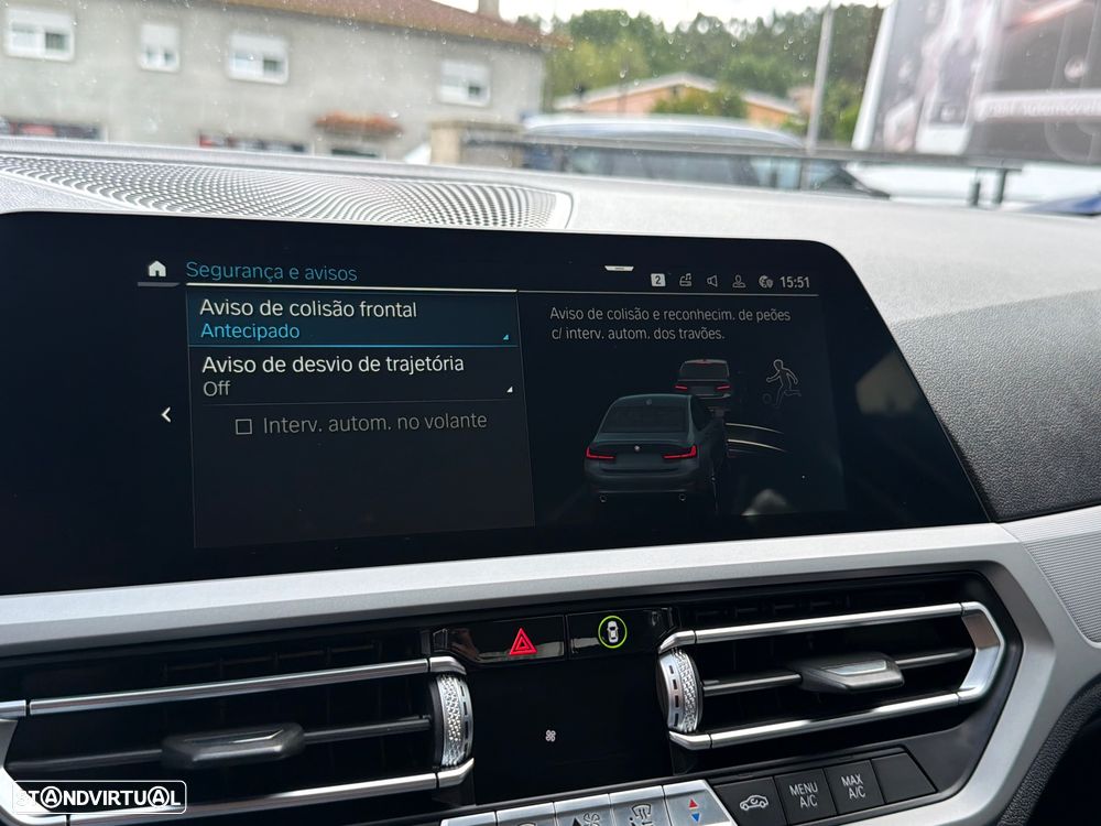 BMW 330 e Corporate Edition Auto - 11