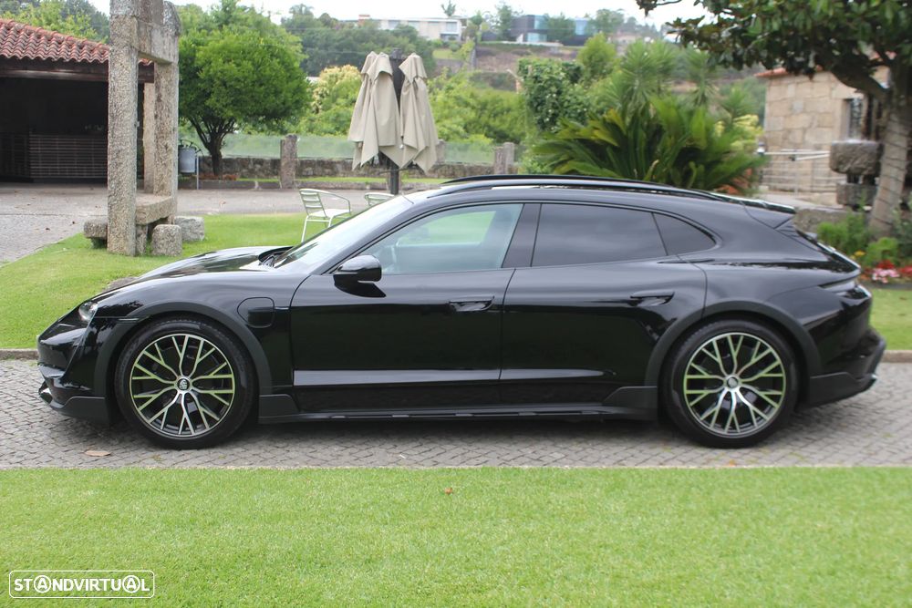 Porsche Taycan Cross Turismo 4 - 4