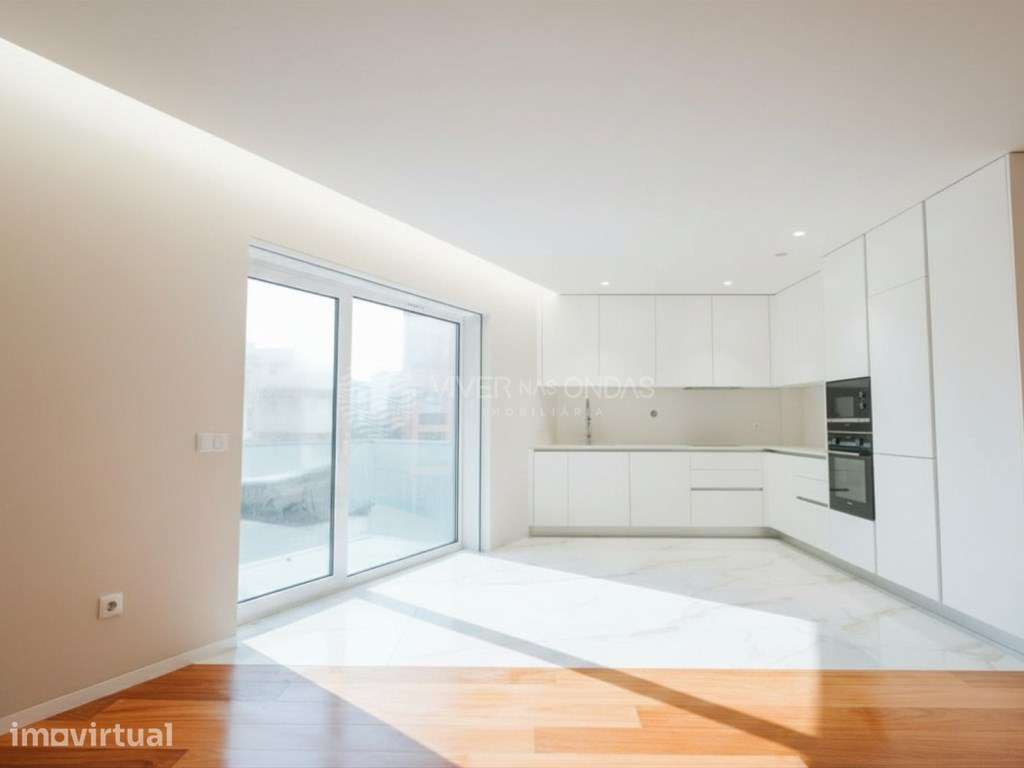 Apartamento T4 novo, a 300 metros da praia, com varanda e lugar de ... - Grande imagem: 2/80