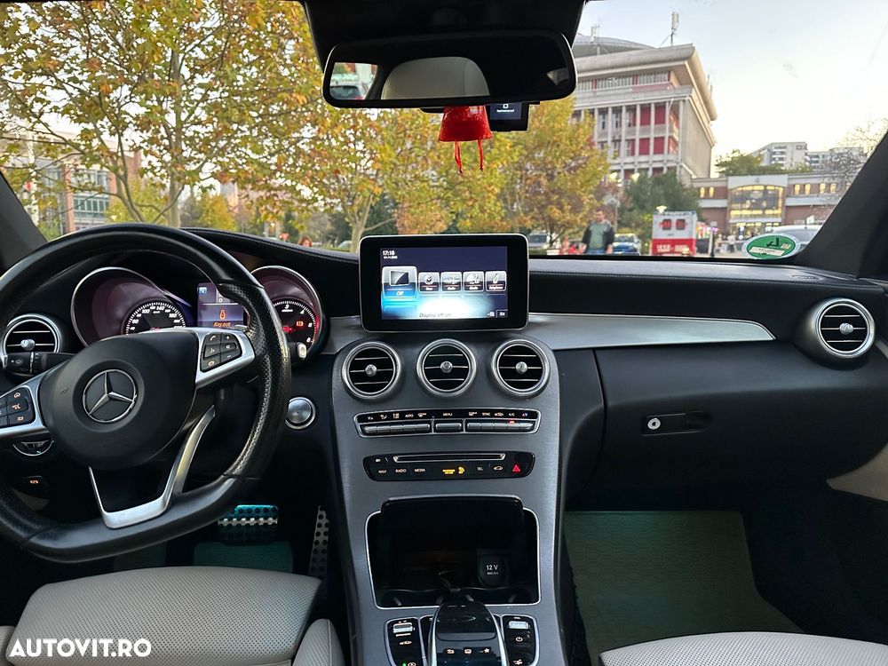 Mercedes-Benz C 250 d Coupe 9G-TRONIC AMG Line - 11