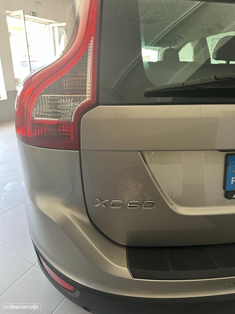 Volvo XC 60 2.0 D3 Drive - 15