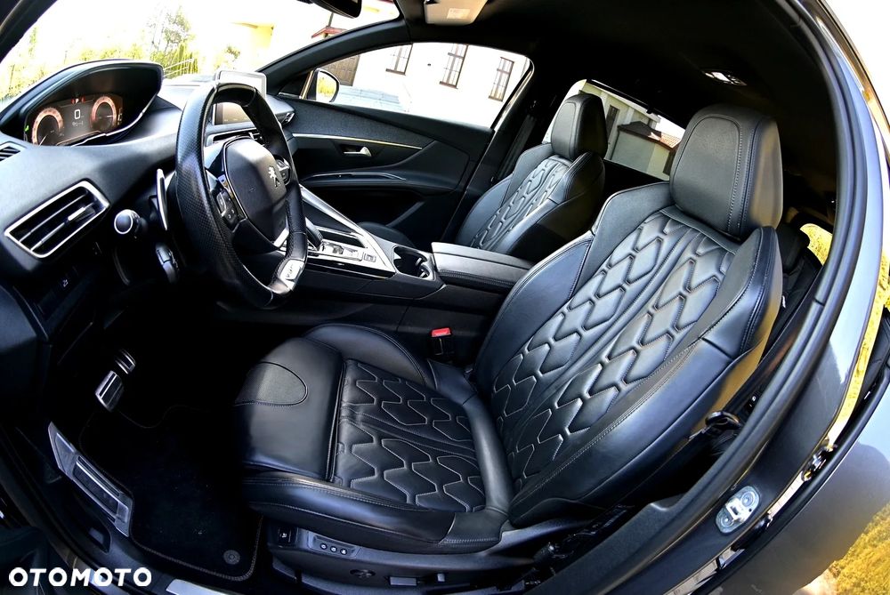 Peugeot 5008 1.2 PureTech GT S&S EAT8 - 22