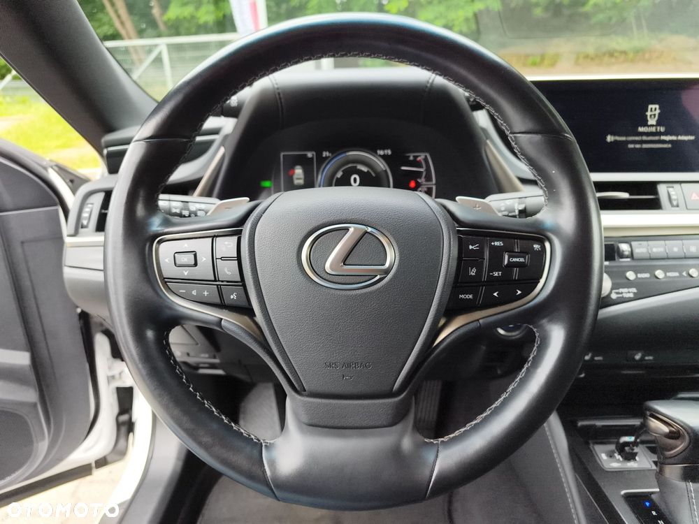 Lexus ES - 20