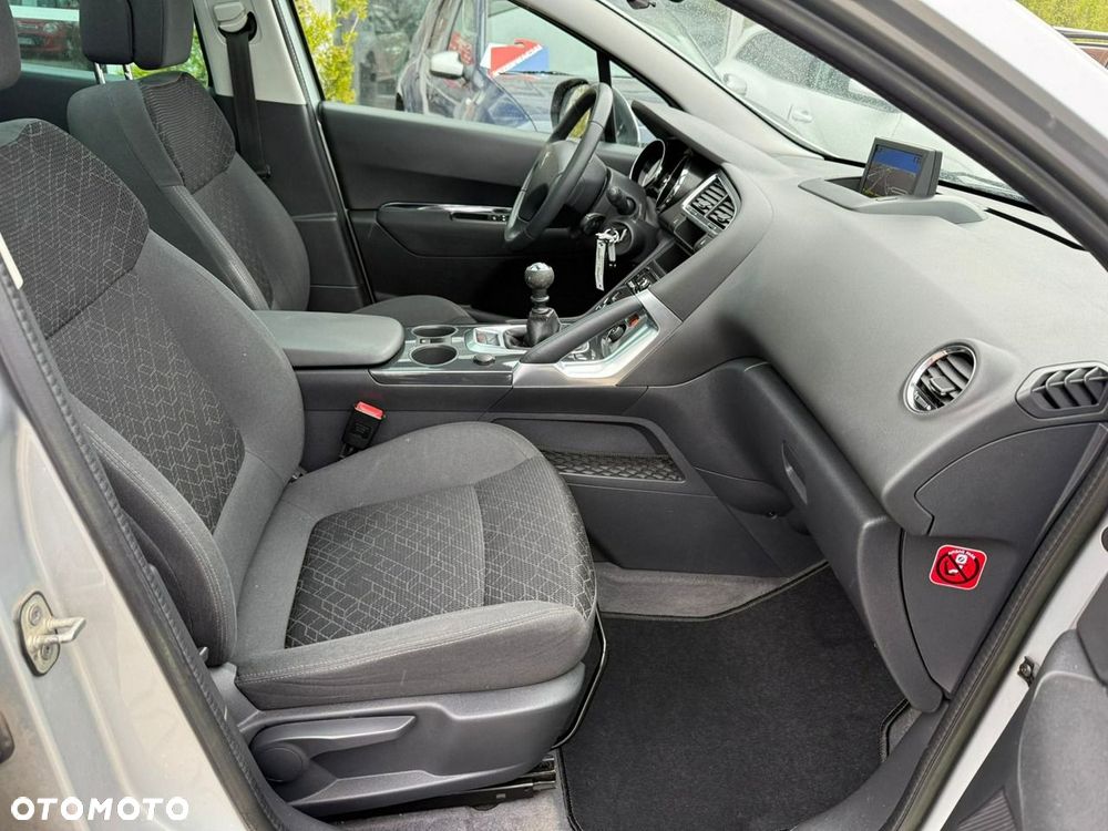 Peugeot 3008 1.6 THP Allure - 10