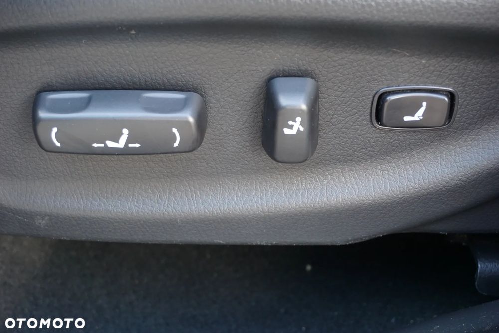 Kia Sorento 2.0 CRDi Voyage 2WD - 19