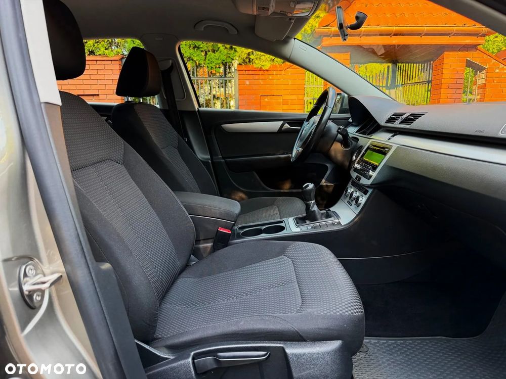 Volkswagen Passat 1.4 TSI Perfectline - 22