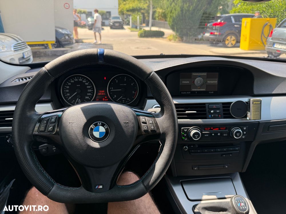 BMW Seria 3 320d - 2