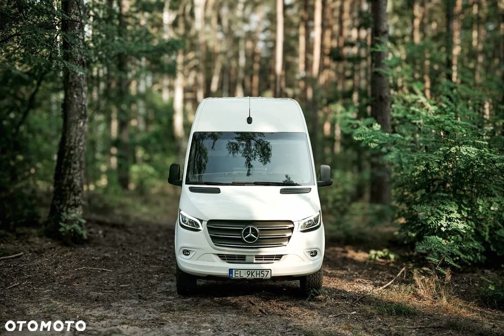 Mercedes-Benz Sprinter - 1