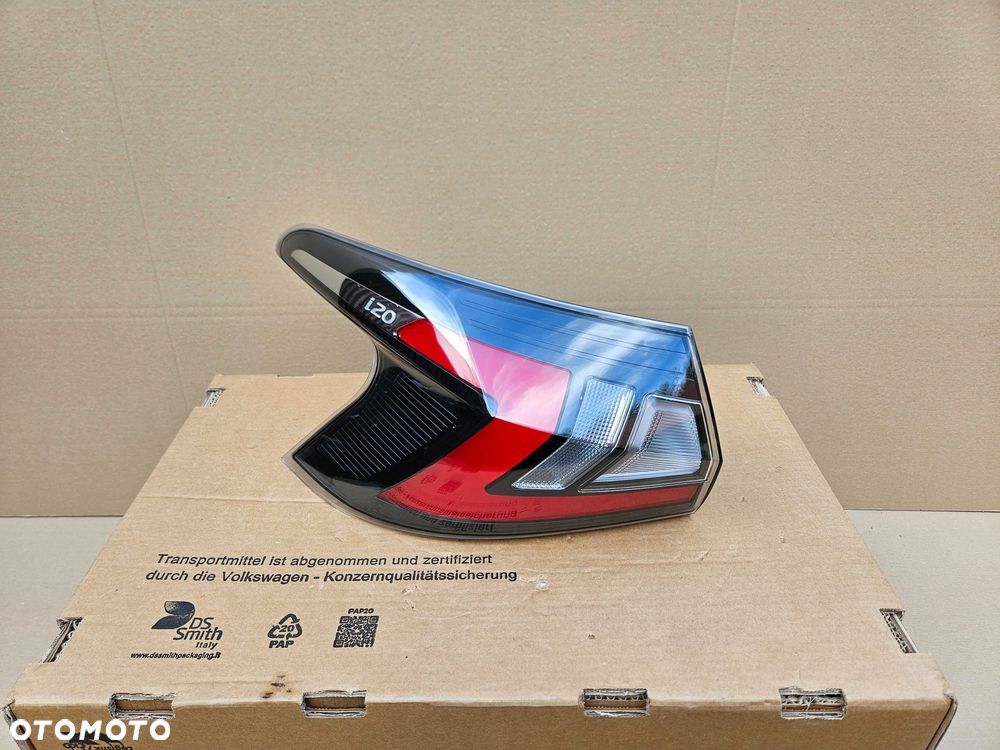 BMW I20 III i20 3 N-LINE lampa lewa tył tylna LED IDEALNA 92401-C0000