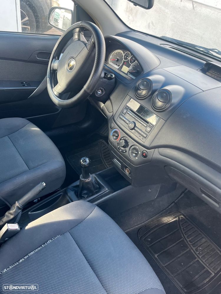 Chevrolet Aveo 1.2 LT - 5