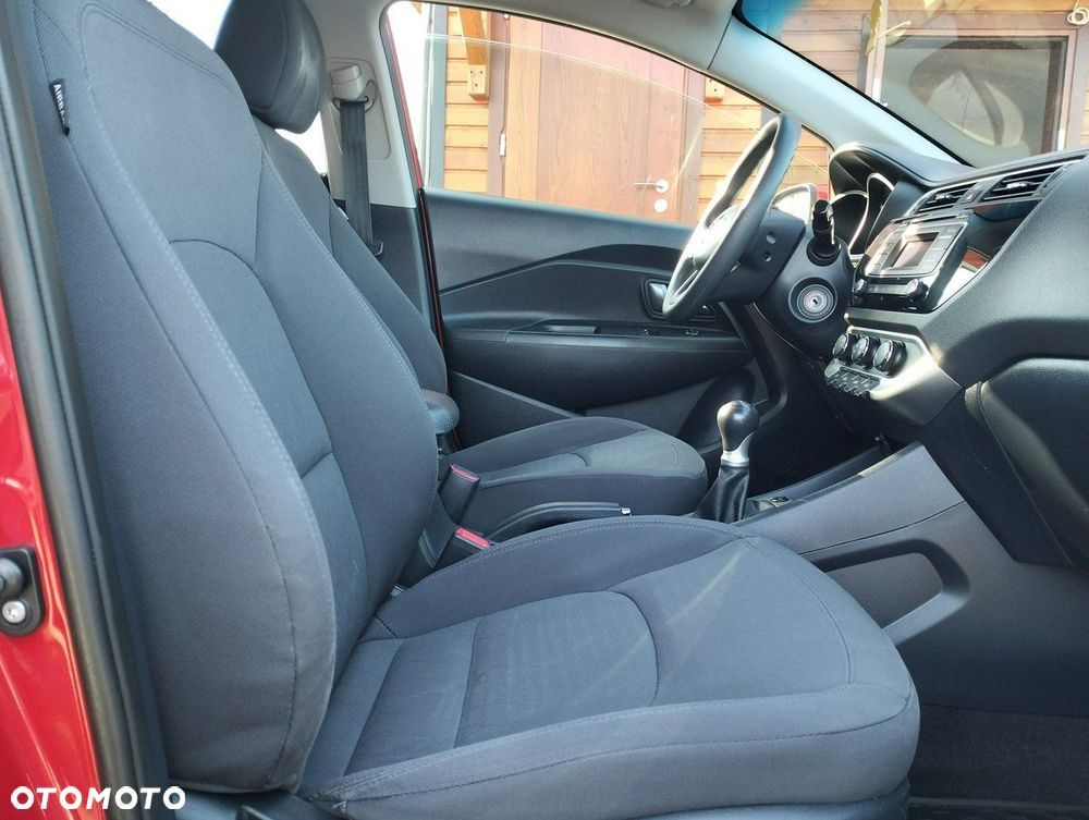 Kia Rio - 20