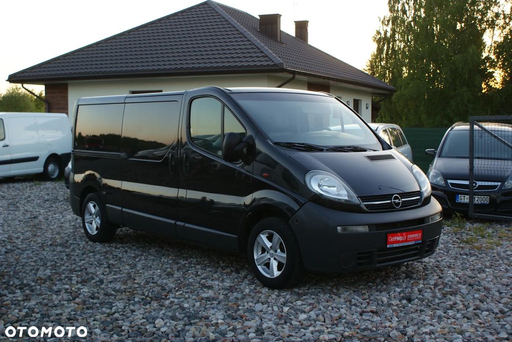 Opel Vivaro - 1