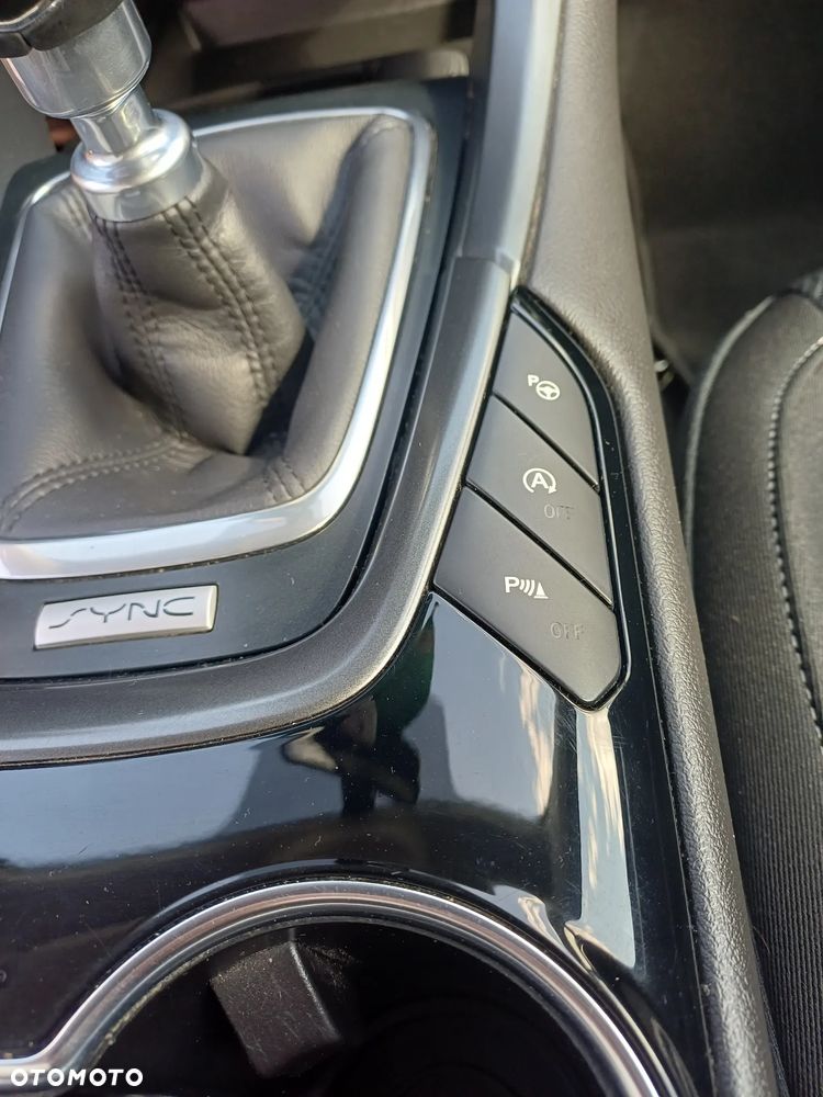Ford Mondeo 1.5 EcoBoost Gold Edition - 14