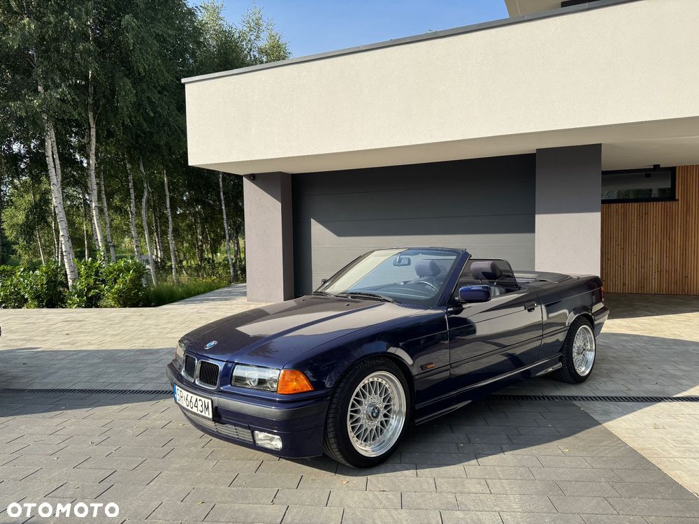 BMW Seria 3 320i Cabriolet - 10