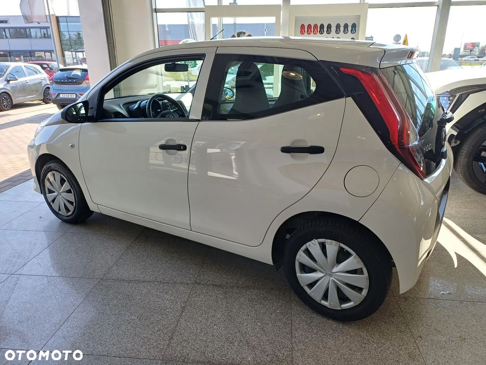 Toyota Aygo x-cite - 3