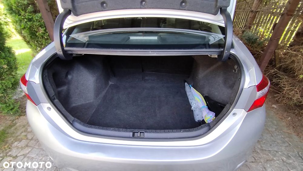 Toyota Corolla 1.6 Premium MS - 11