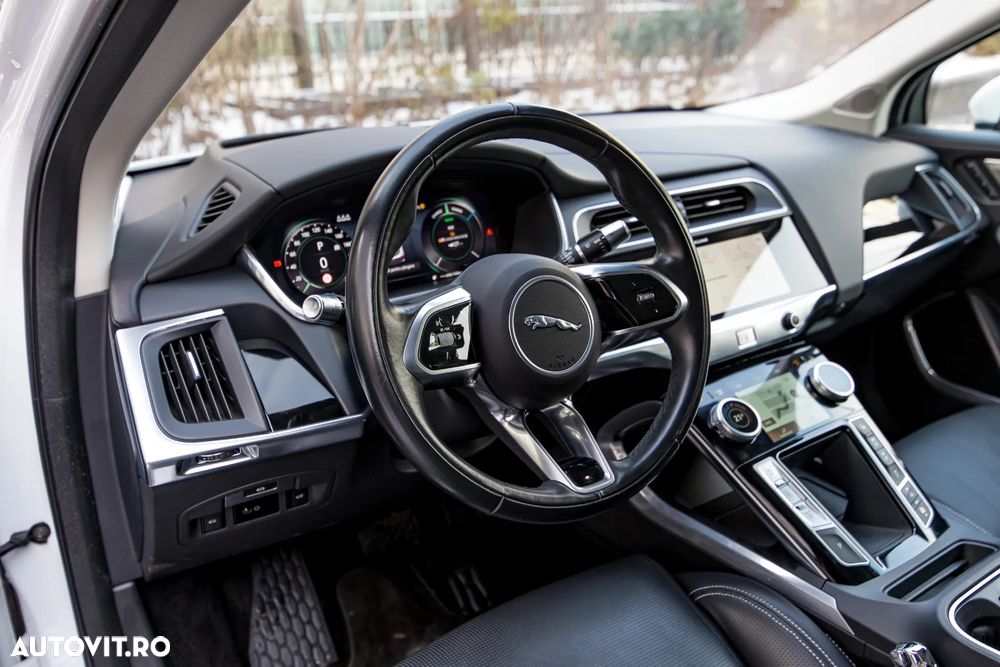 Jaguar I-Pace HSE - 11