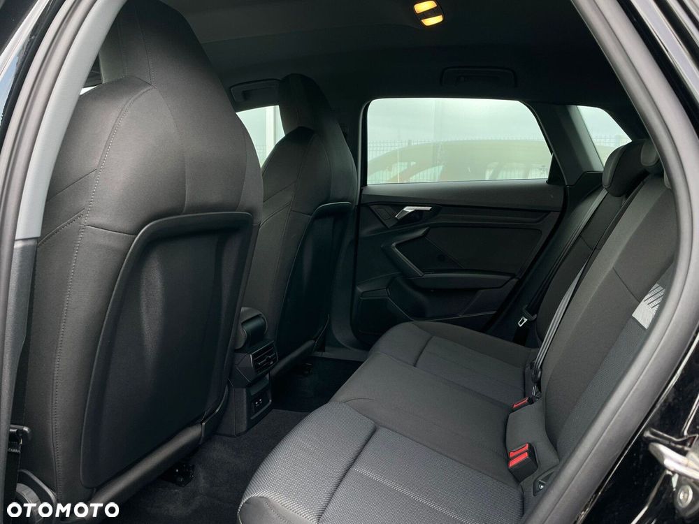 Audi A3 Sportback - 11