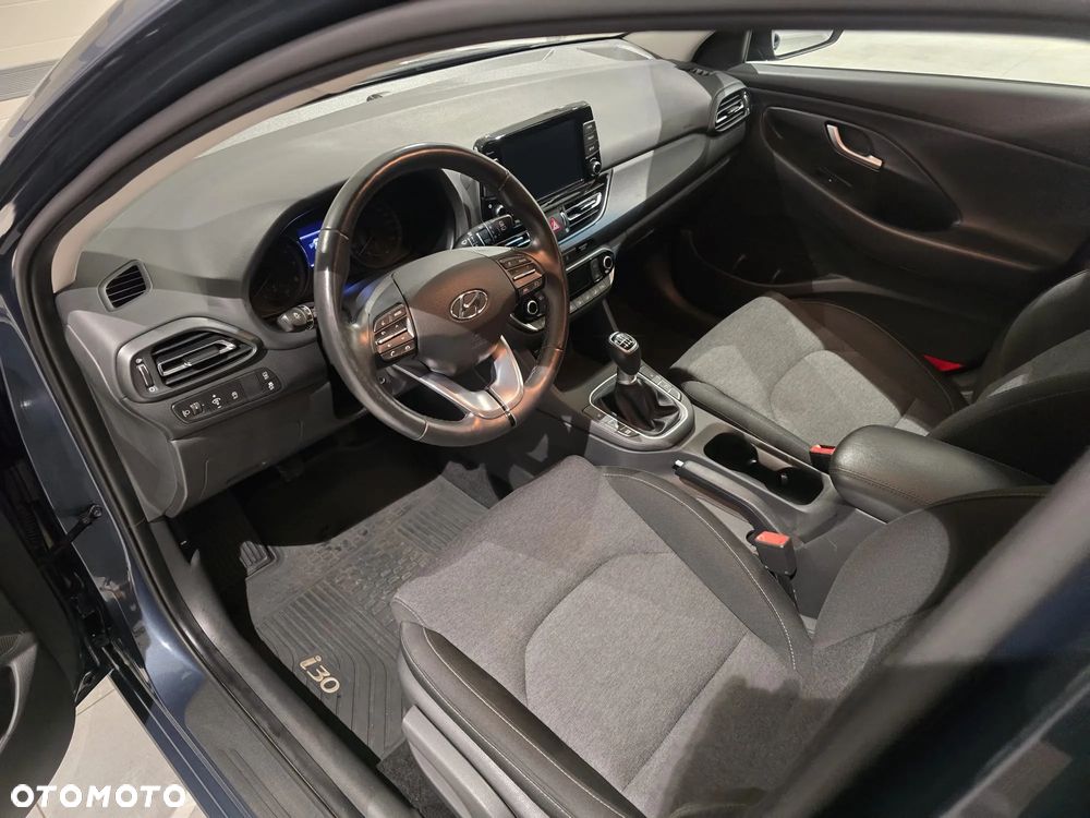 Hyundai i30 1.5 T-GDI 48V Smart - 8