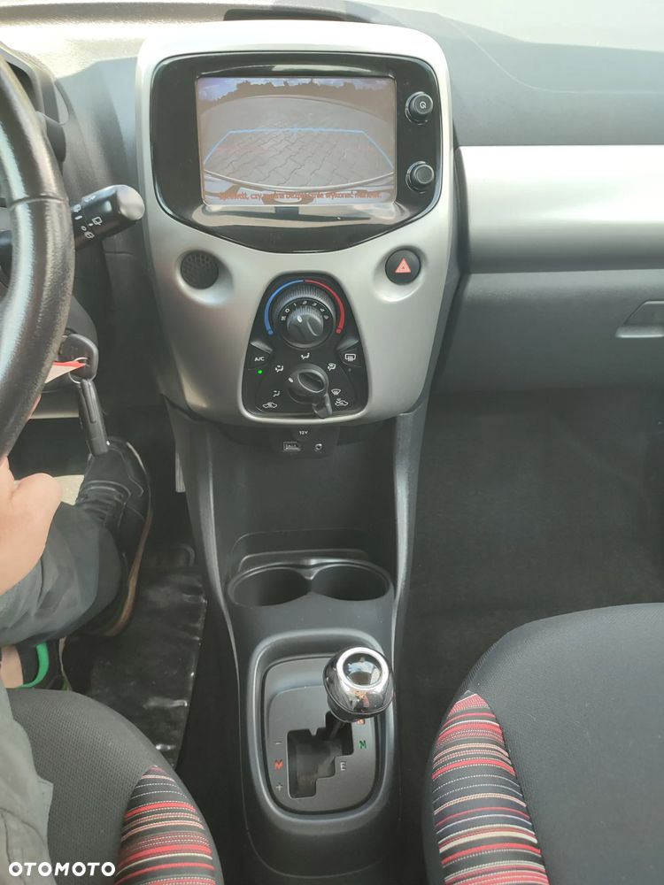 Citroën C1 AIRSCAPE VTi 68 ETG Shine - 24