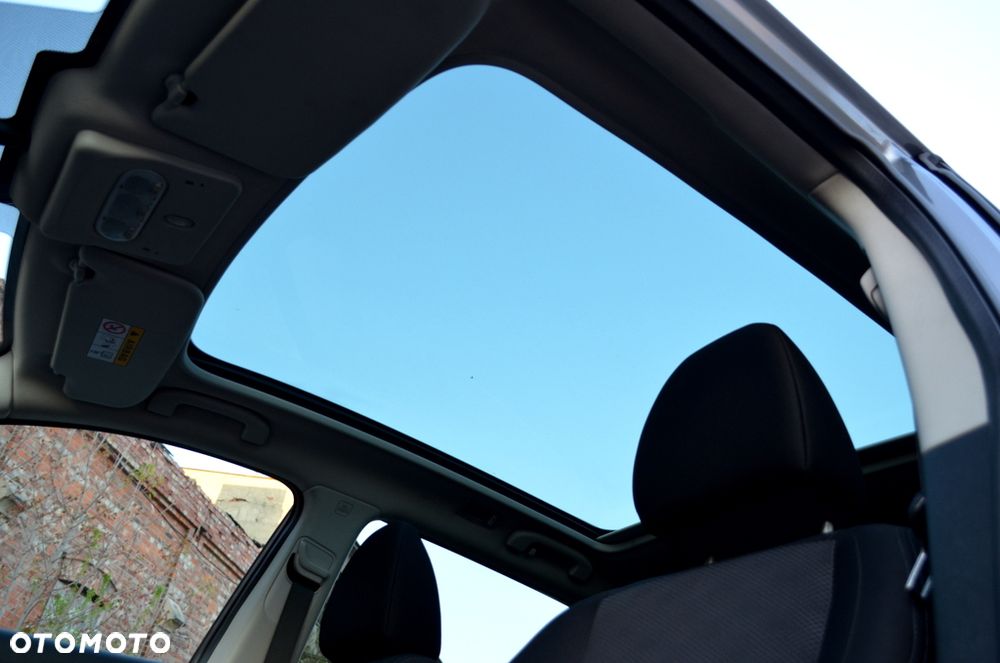 Nissan Qashqai 1.6 DIG-T N-Connecta - 25