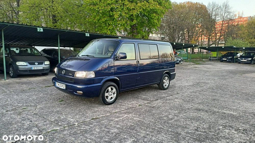 Volkswagen Multivan - 18