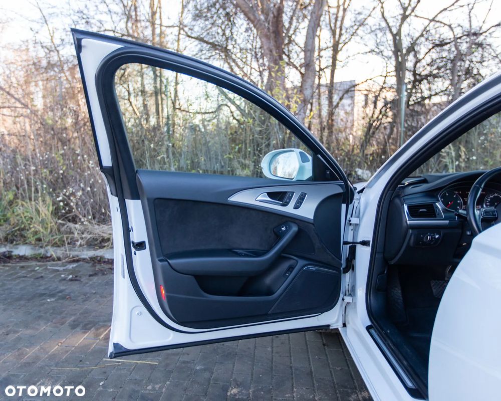 Audi A6 Avant 2.0 TDI Ultra DPF S tronic - 15