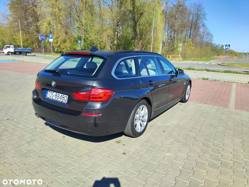 BMW Seria 5 520d Luxury Line - 3