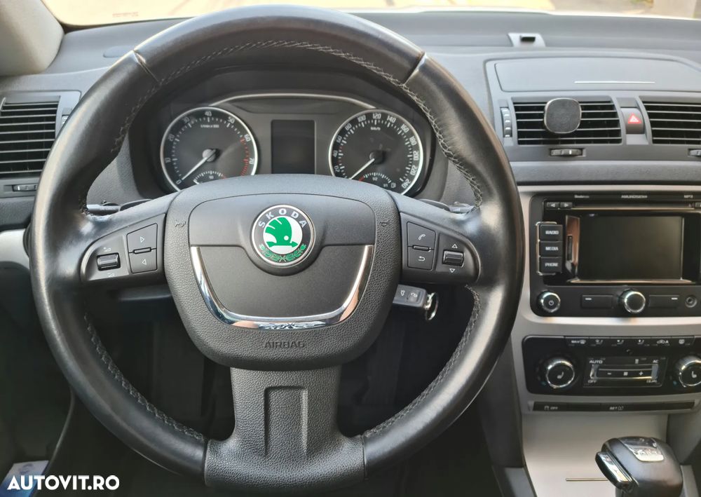 Skoda Octavia 1.8 TSI Elegance DSG - 6