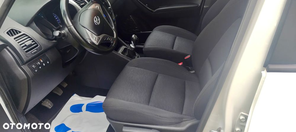 Hyundai ix20 1.4 blue YES Silver - 19