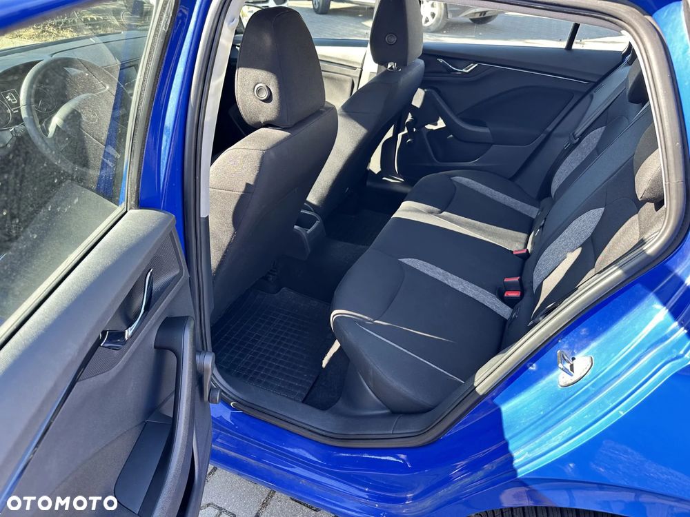 Skoda Scala 1.0 TSI Active - 32