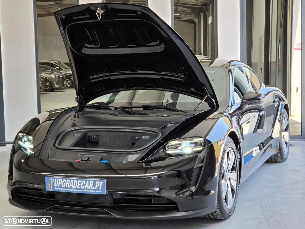 Porsche Taycan 4 - 54
