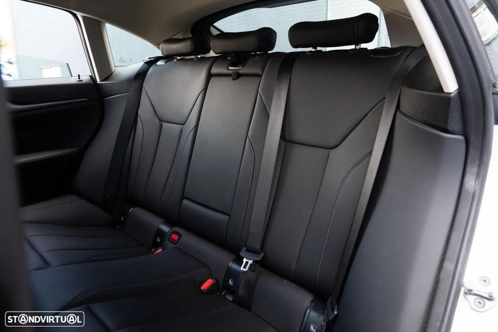BMW i4 eDrive40 - 10