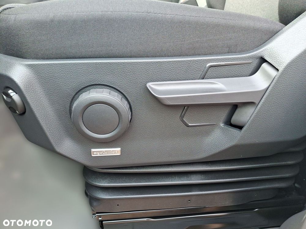 Volkswagen Crafter Furgon 4490 - 22