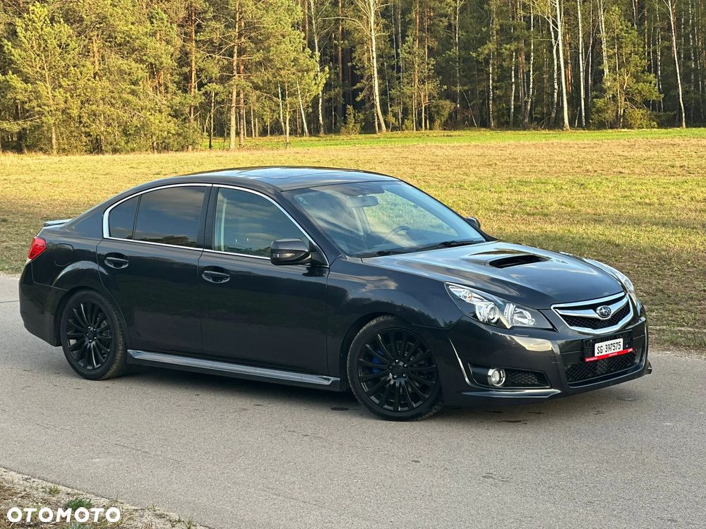 Subaru Legacy 2.5i GT - 2