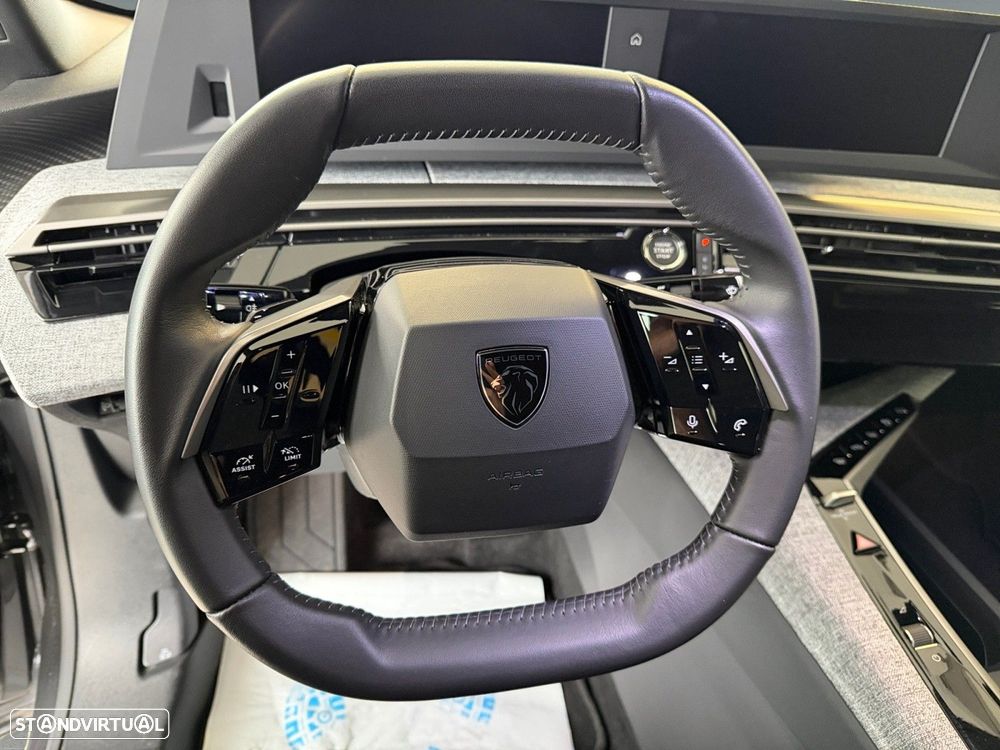 Peugeot 3008 1.2 Hybrid Allure e-DCS6 - 11