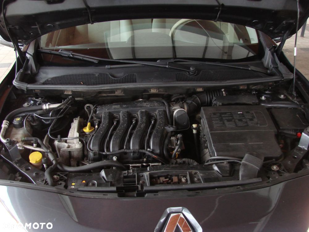 Renault Fluence - 25