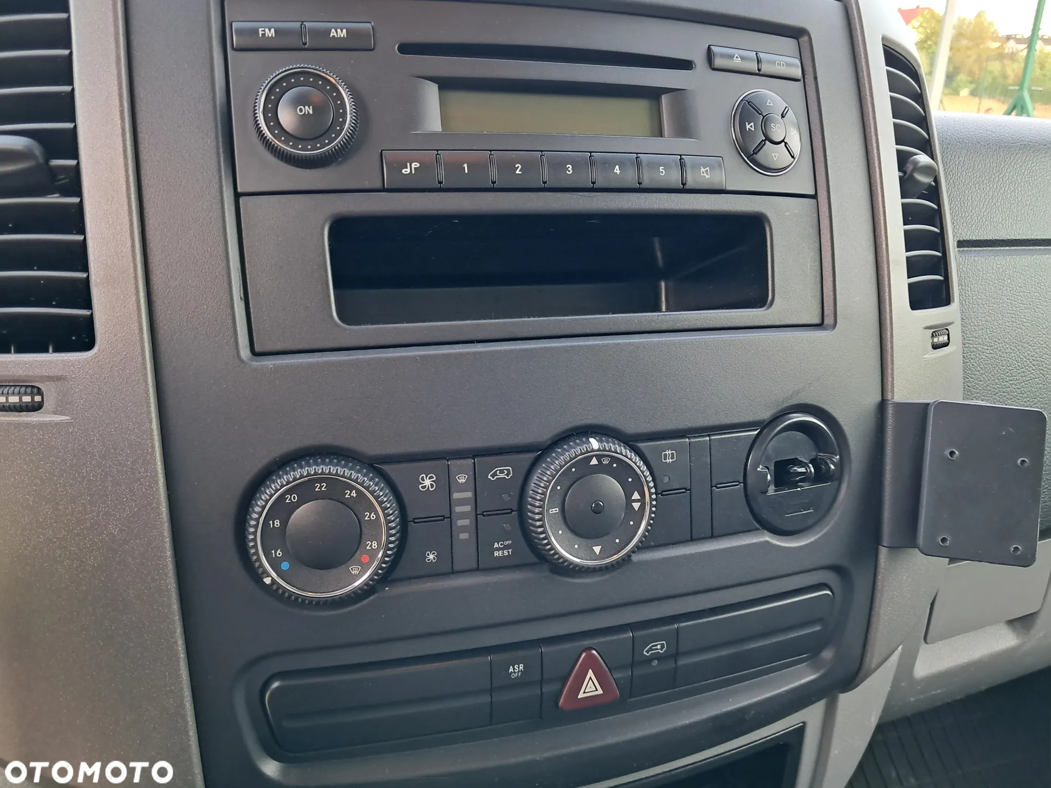 Volkswagen CRAFTER - 10