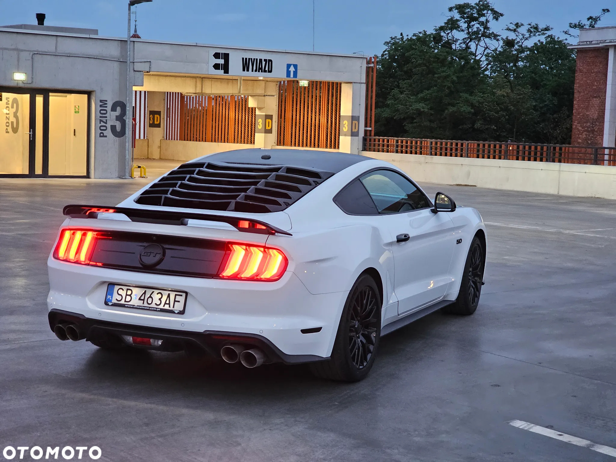 Ford Mustang 5.0 V8 GT - 5