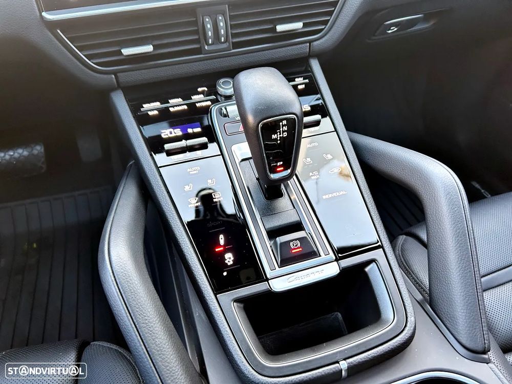 Porsche Cayenne Coupé E-Hybrid - 18