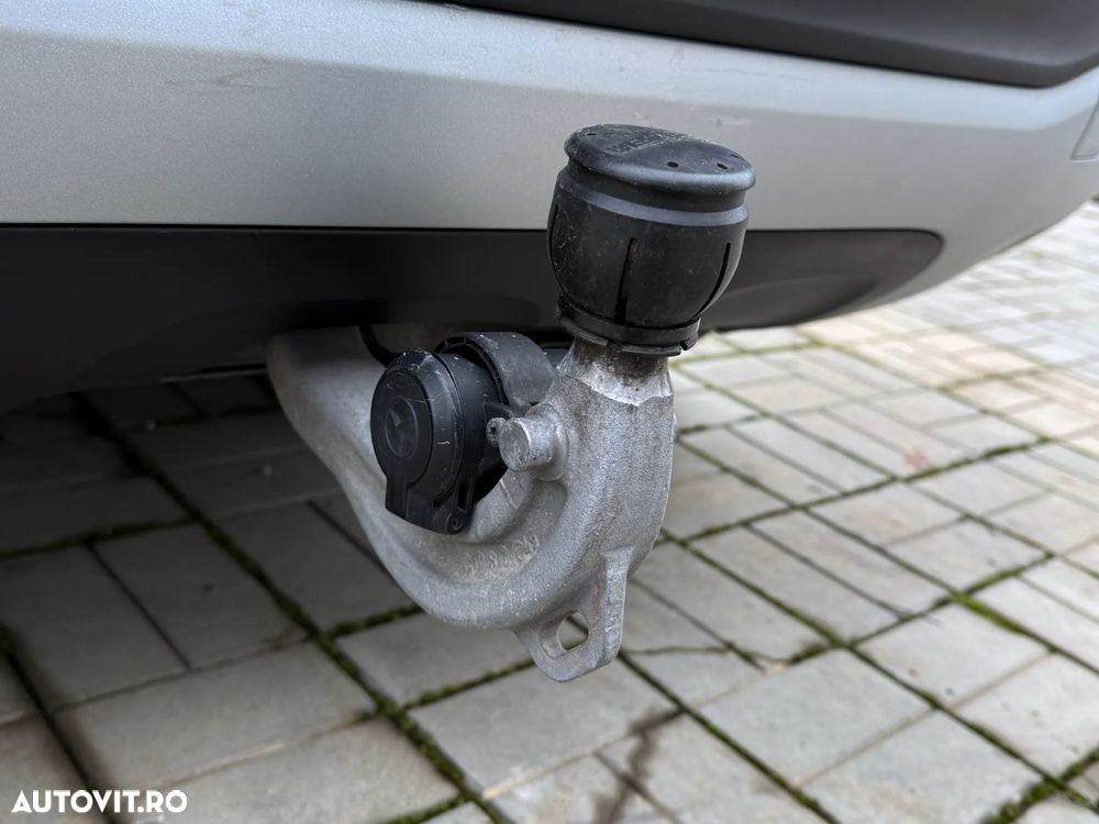 Mercedes-Benz GLB 200 d 4MATIC 8G-DCT Progressive - 18