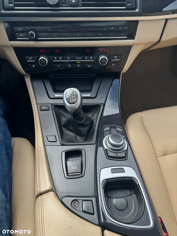 BMW Seria 5 - 30