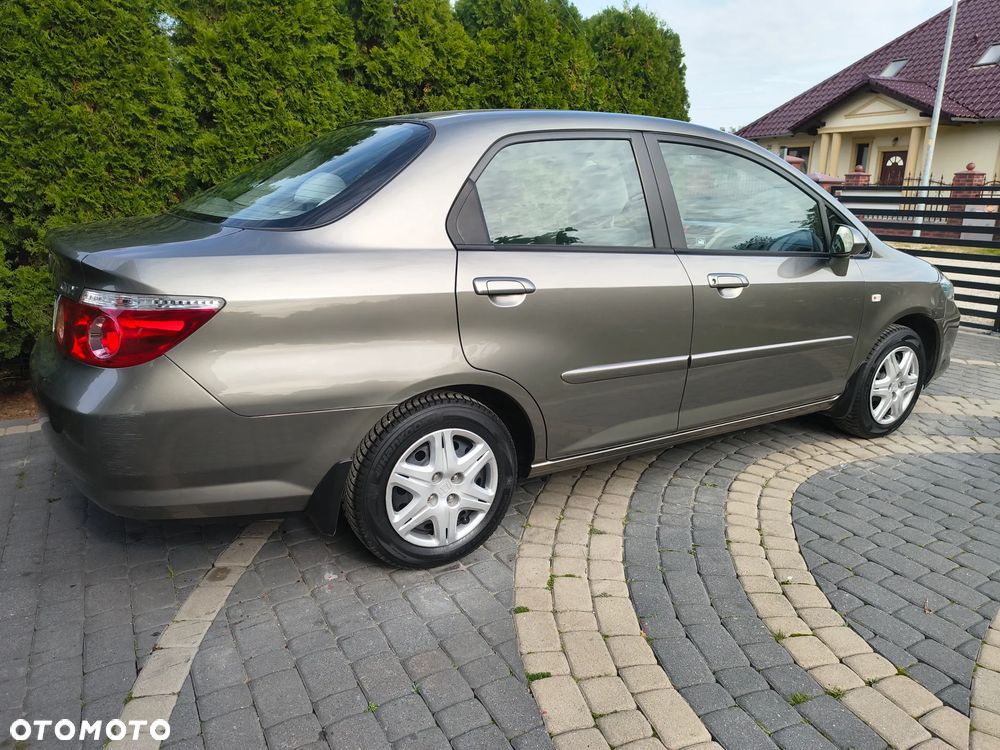 Honda City 1.4 S - 4