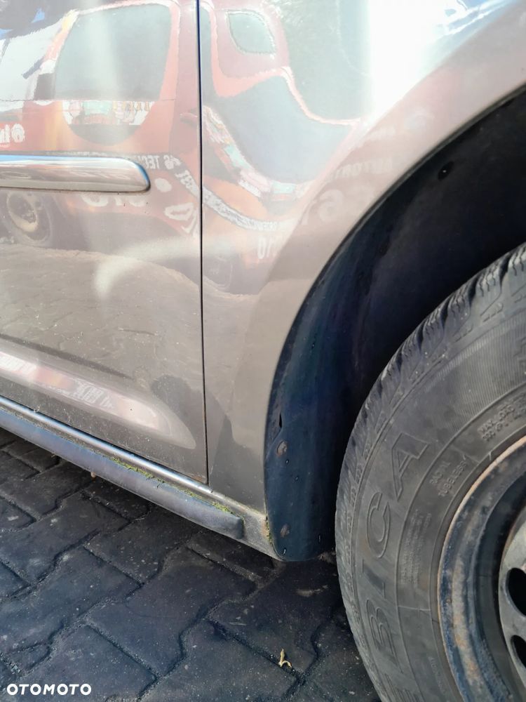 Błotnik przedni prawy VW Touran I lift 06-10r. LD7S - 6