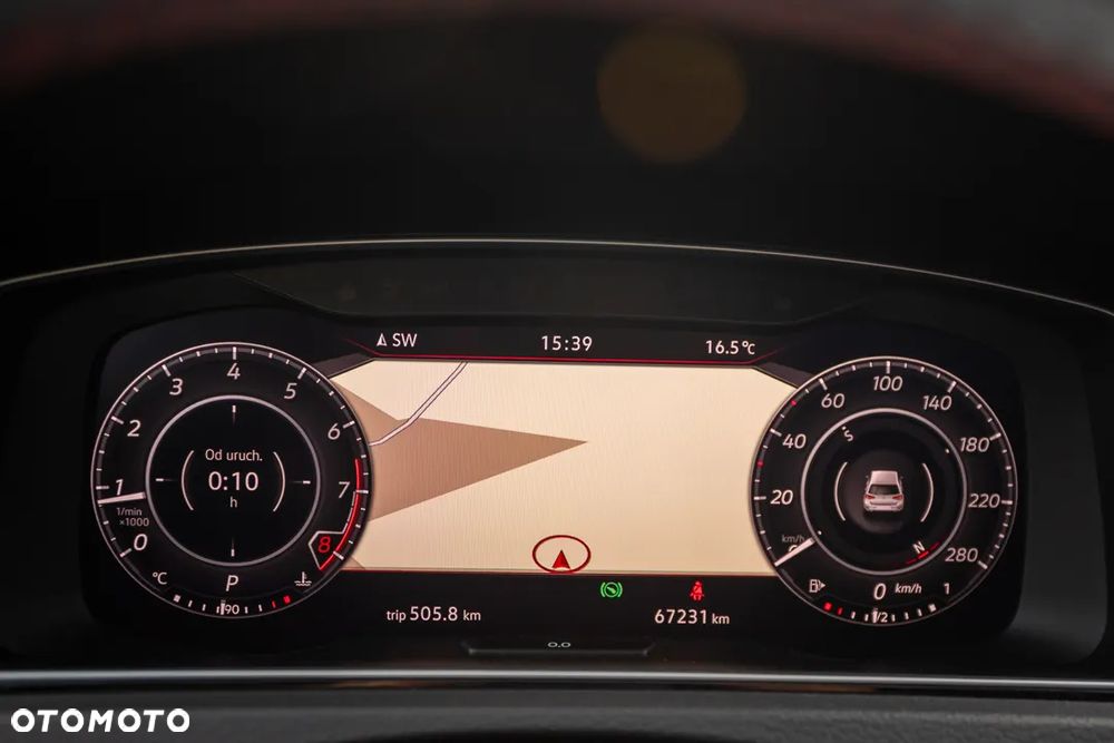 Volkswagen Golf - 30