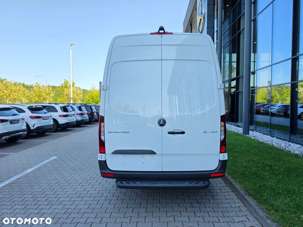 Mercedes-Benz Sprinter 317 CDI Furgon PRO długi 4325 mm L3H2 - 9